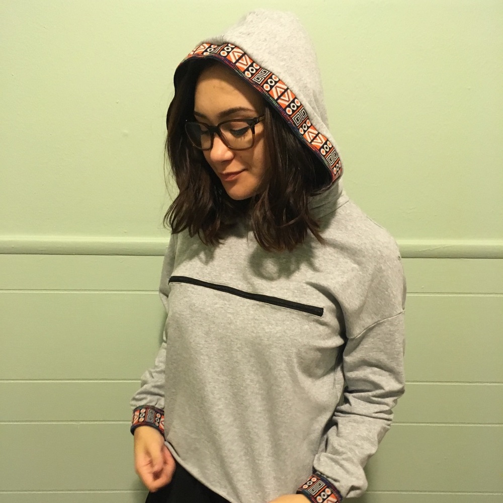 Grey Cropped hoodie
